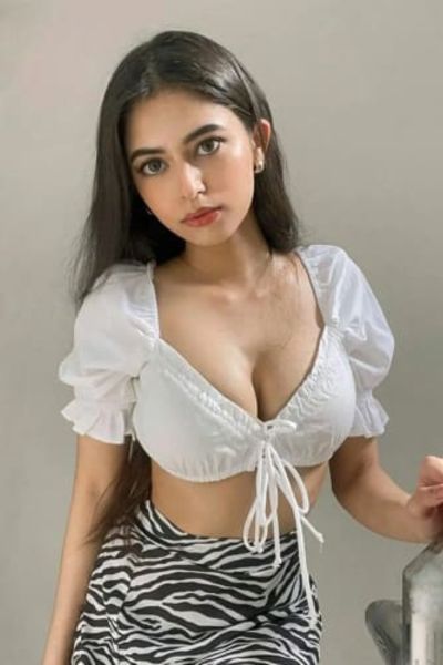 Housewife Celebrity Escorts In Kolkata